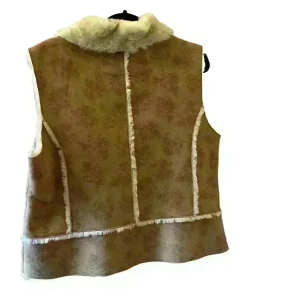 Cozy Vintage County Clothing Women's Brown/Cream Vest L Faux Shearling Fur - Picture 3 of 9